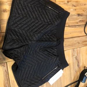 Athleta  Apres ski short- fashionable quilted shorts,
